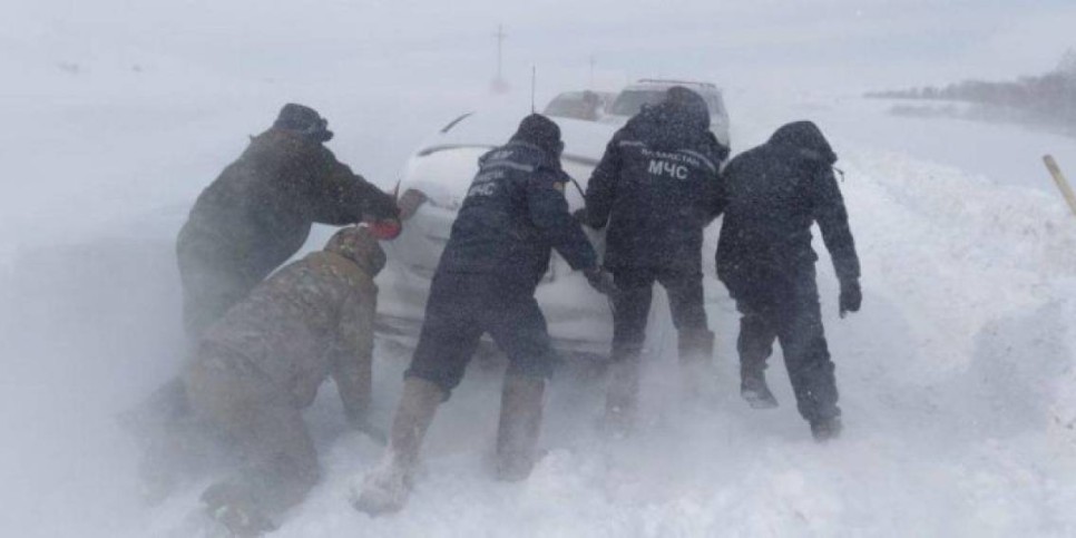 
                    Более 1 720 человек спасены за зимний период на автодорогах страны
                