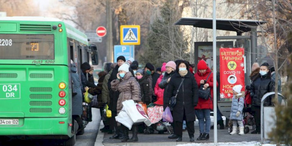 
                    Из-за ремонтных работ на проспекте Абая перенесут остановки общественного транспорта
                