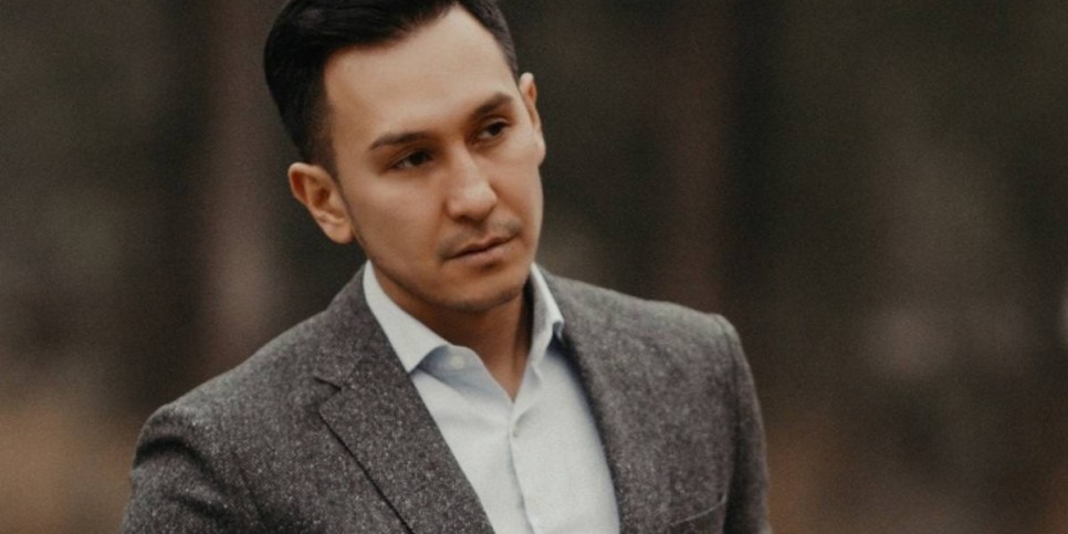 
                    «Итог референдума покажет нам направление развития страны» – певец Шокан Маратулы 
                