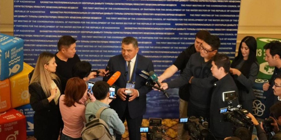
                    Министр Нуржигитов: АЭС не окажет значительного влияния на уровень озера Балхаш
                