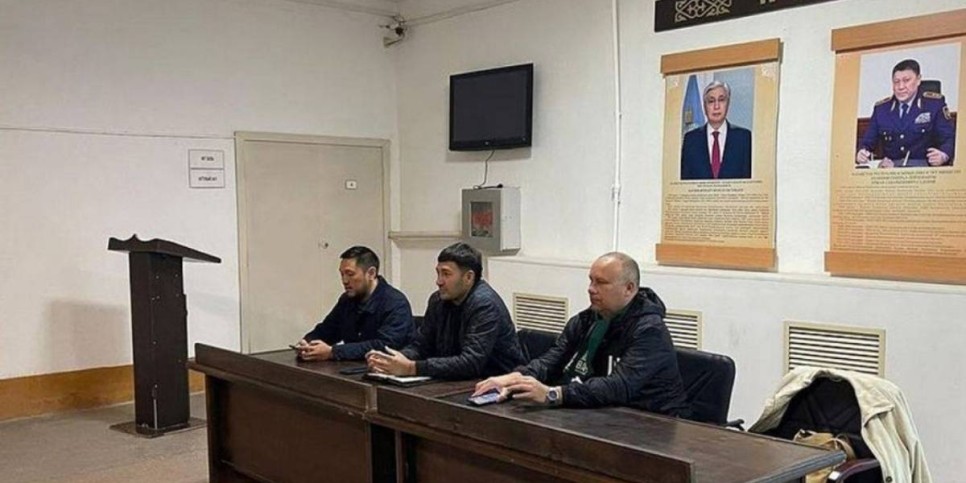 
                    Референдум по АЭС: партия «Байтақ» призвала военных сделать свой выбор 
                