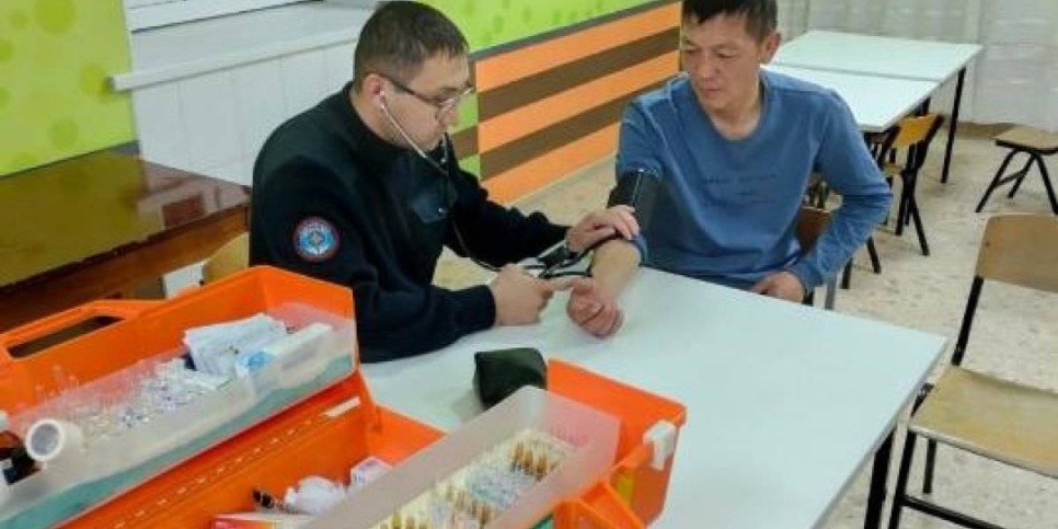 
                    Центр медицины катастроф оказывает помощь пострадавшим от паводков
                