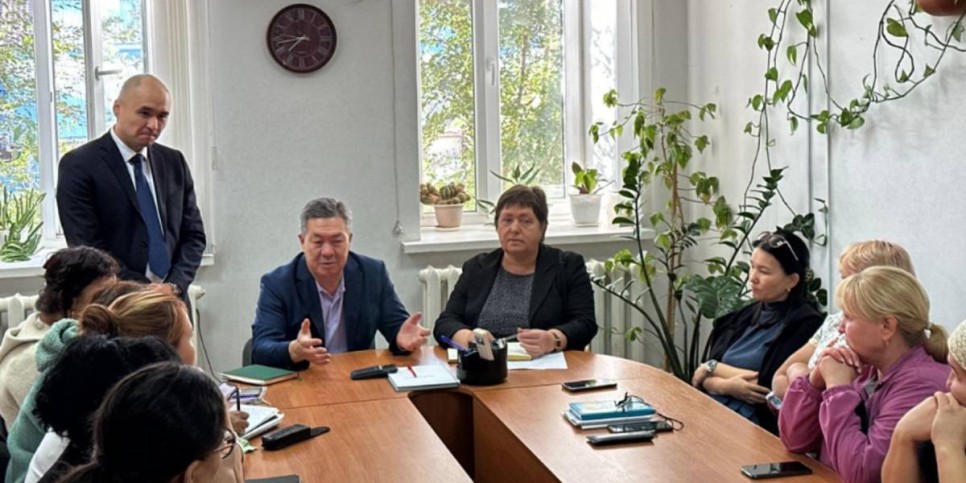 
                    Четыре ключевых довода в пользу АЭС представили работникам ведущих предприятий Уральска
                