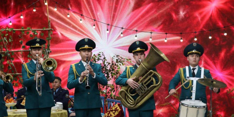 
                    Алматинские пожарные удостоились Гран-при в народном шоу-конкурсе «Кел, шырқайық»
                