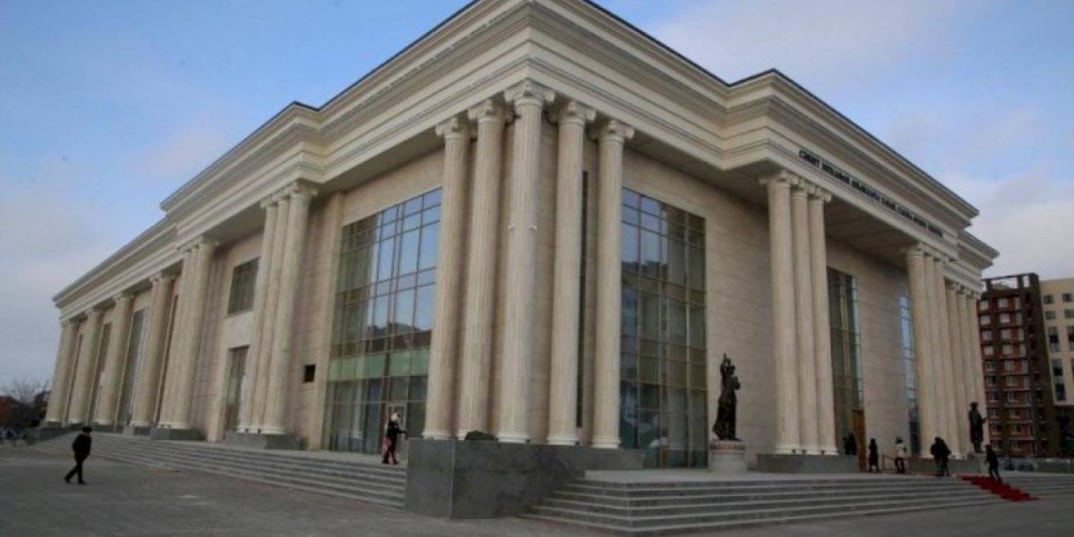 
                    Новый казахский музыкально-драматический театр открыли в СКО
                