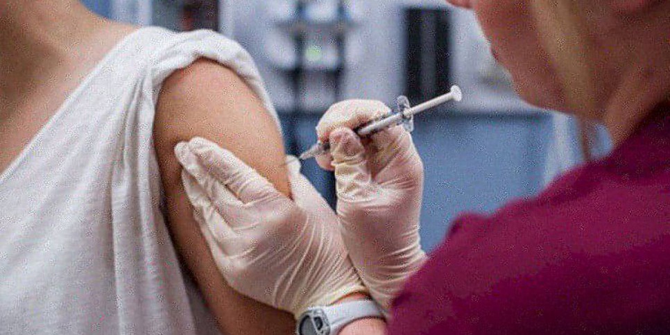 
                    Иммунолог призвал задуматься о возобновлении вакцинации от натуральной оспы
                