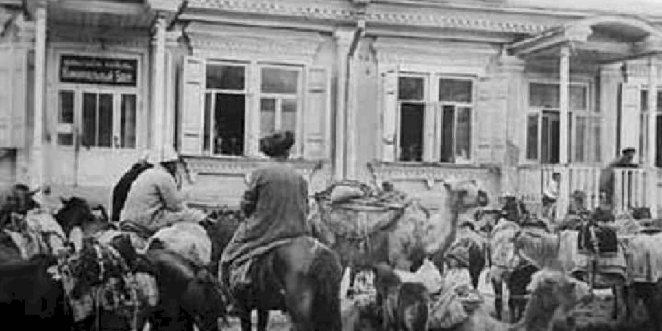 
                    Волшебный фонарь: когда состоялся первый киносеанс в нашем городе
                