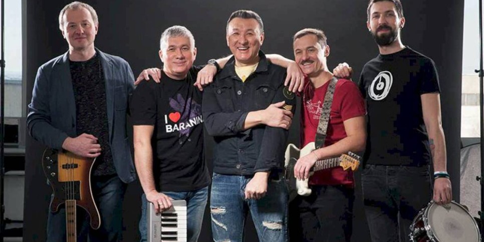 
                    «Поехали!»
                