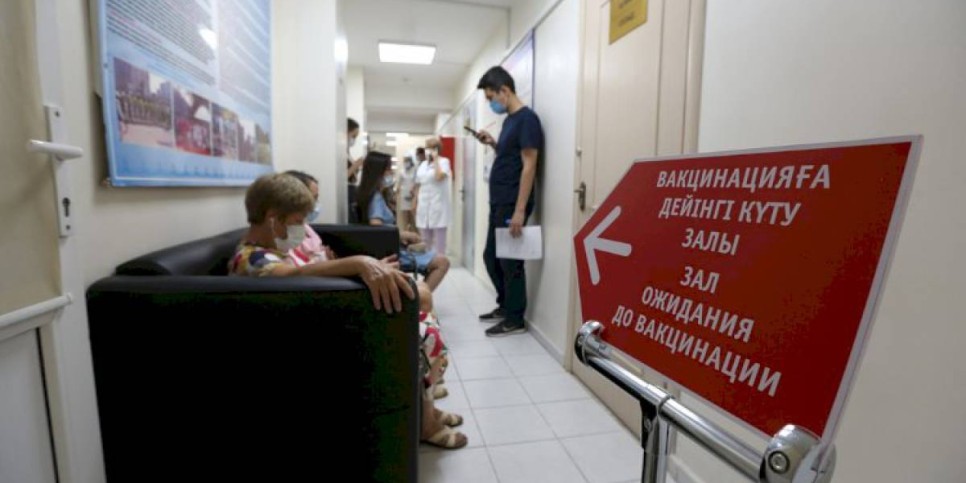 
                    Дневник вакцинации: В Алматы привились 642 592 человека
                