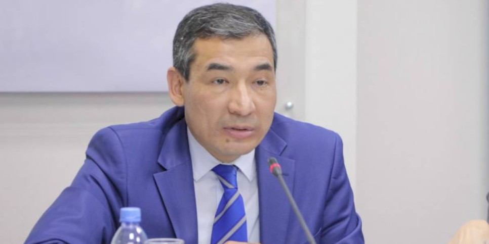 
                    Санат Кушкумбаев: Общество ожидает решительных политических реформ
                