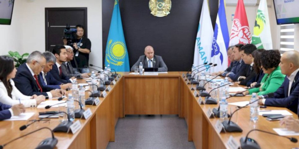 
                    Депутаты Маслихата Алматы обсудили Послание Президента
                