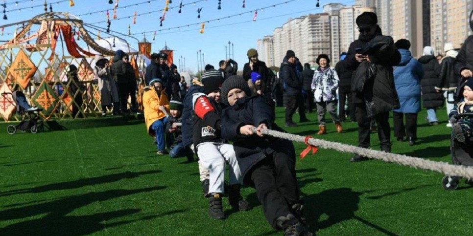 
                    Наурыз мейрамы: более трех тысяч участников соревновались в национальных играх в Астане
                