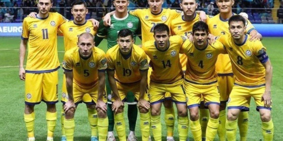 
                    Казахстанские футболисты проведут матч за закрытыми дверями
                