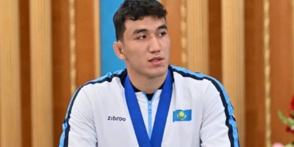 
                    Чемпион мира по борьбе возглавит команду Алматы на ЧРК
                