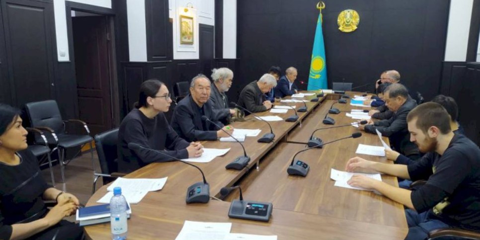 
                    В Институте философии, политологии и религиоведения обсудили особенности наблюдения за выборами
                