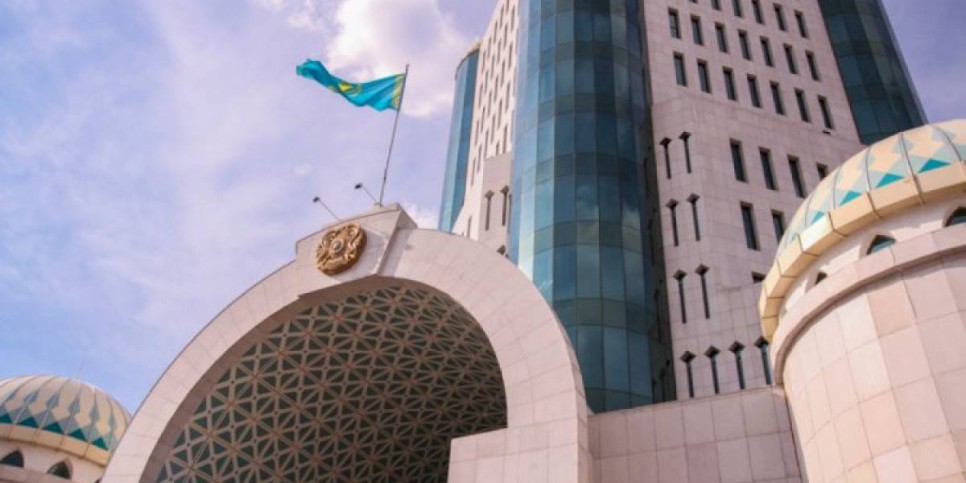 
                    Президент назначил новых депутатов Сената Парламента РК
                