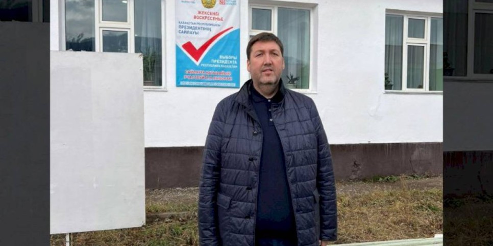 
                    Степан Теплюков проголосовал сегодня на выборах Президента РК
                