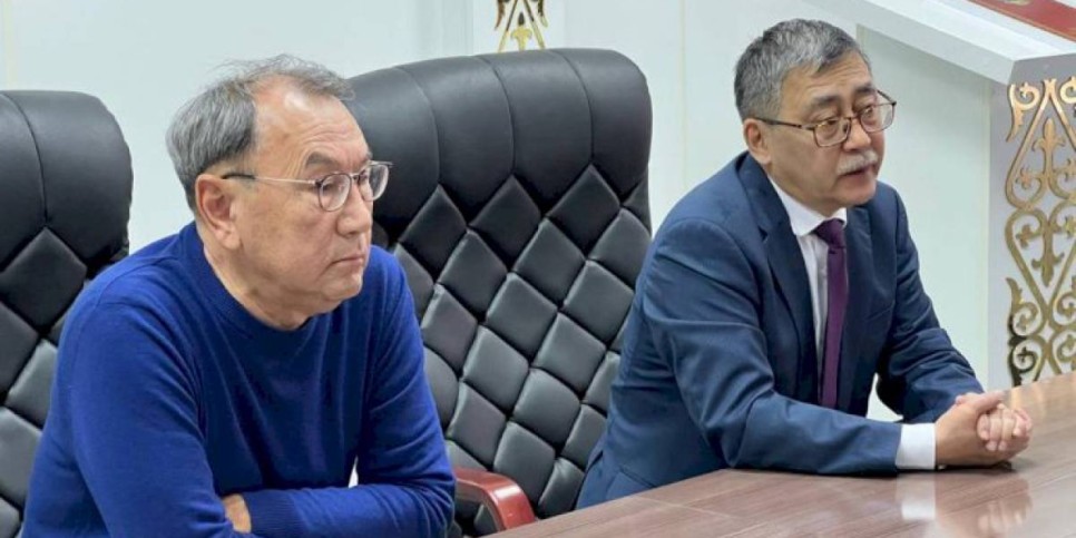 
                    Мейрам Қажыкен встретился со студентами Жамбылского политехнического колледжа
                