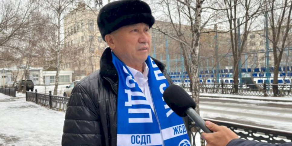 
                    Нурлан Ауесбаев встретился с жителями столичного общежития
                