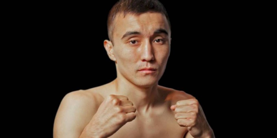 
                    Казахстанец лишил пояса WBC боксера из Никарагуа
                