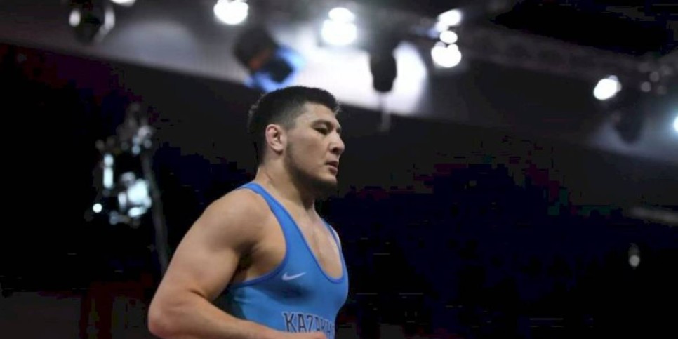 
                    Борец Азамат Даулетбеков завоевал седьмое золото на чемпионате Азии
                