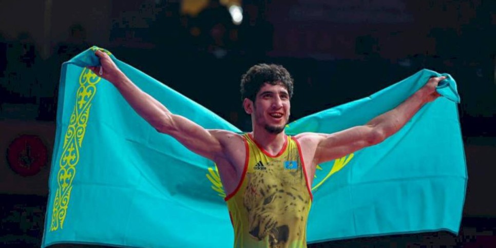 
                    Казахстанский борец завоевал золото чемпионата Азии в Астане
                