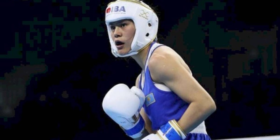 
                    Алуа Балкибекова гарантировала себе медаль чемпионата мира по боксу
                
