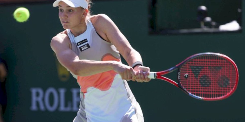 
                    Елена Рыбакина разгромила первую ракетку мира в США
                