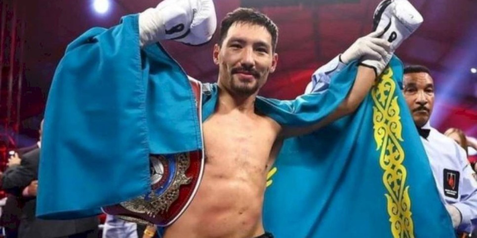 
                    Жанибеку Алимханулы предложили бой за два титула
                