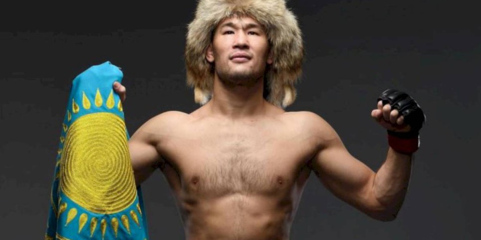 
                    Шавкат Рахмонов одержал досрочную победу над топовым бойцом UFC в Лас-Вегасе
                
