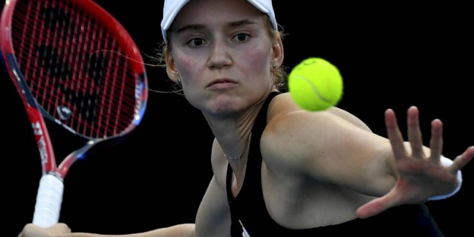 
                    Елена Рыбакина уверенно продолжает борьбу на Australian Open
                