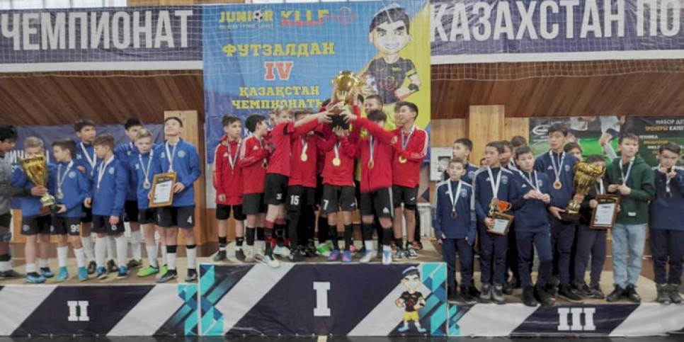 
                    Чемпионом Казахстана по футзалу стала карагандинская команда
                