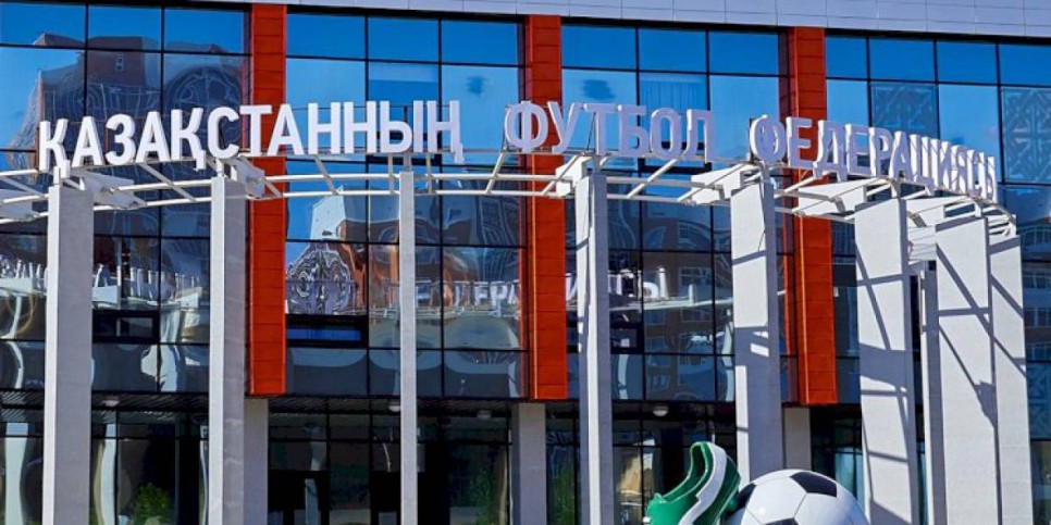 
                    Сколько получили наши футболисты от УЕФА за участие в Лиге наций
                