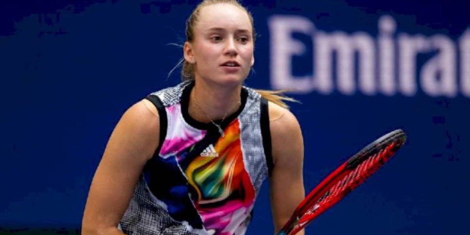 
                    Елена Рыбакина одолела экс-первую ракетку мира в турнире WTA в Мексике
                