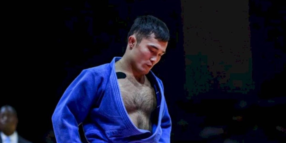 
                    Казахстанский дзюдоист Магжан Шамшадин выиграл турнир серии Grand Slam
                