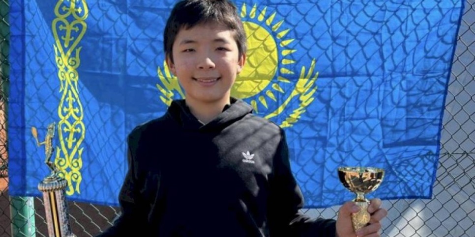 
                    Юный казахстанский теннисист выиграл пятый титул турнира серии Tennis Europe
                