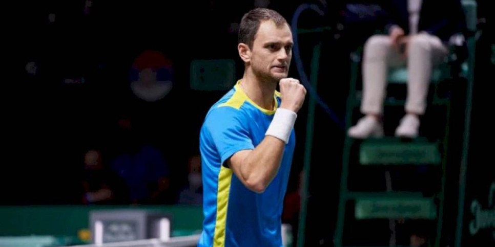 
                    Александр Недовесов вышел в финал турнира Delray Beach Open
                