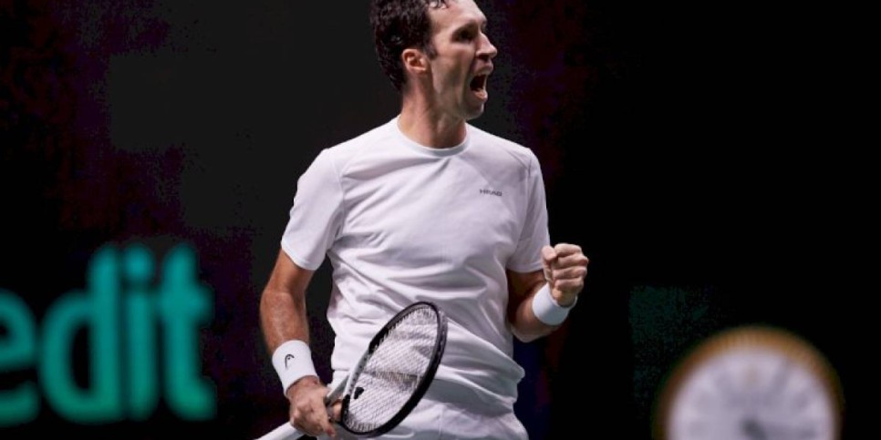 
                    Михаил Кукушкин пробился в основу Australian Open
                
