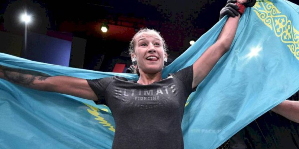 
                    Казахстанка Мария Агапова победила в UFC «Колумбийскую королеву»
                