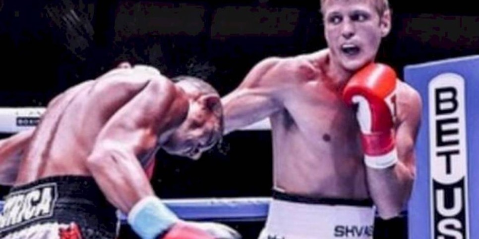 
                    Непобежденный казахстанский боксер совершил резкий рывок в рейтинге BoxRec
                