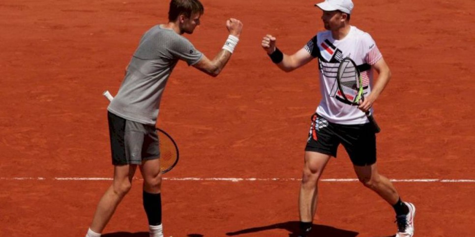 
                    Казахстанские теннисисты проиграли французам в финале Roland Garros
                