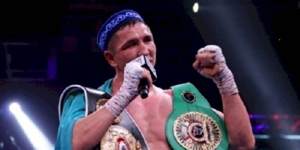
                    Непобежденный казахстанский боксер лишился титула чемпиона
                