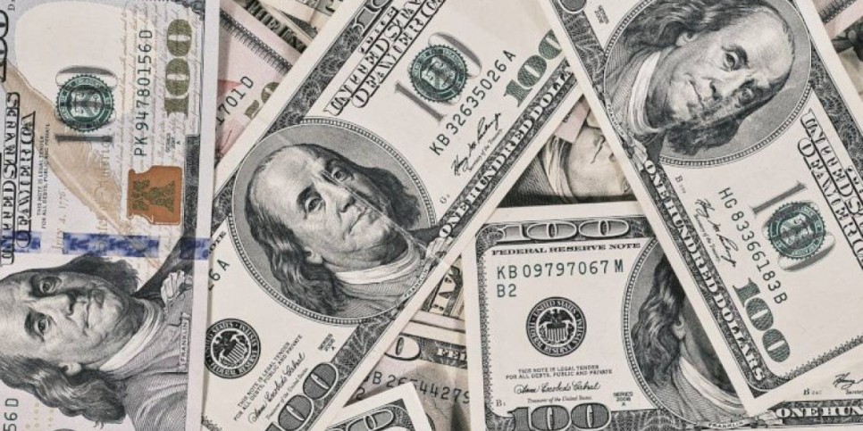 
                    Национальный банк планирует купить около 2 млрд долларов на бирже KASE
                