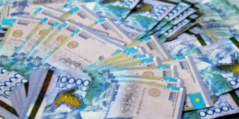 
                    Утверждены ставки по депозитам в тенге на декабрь
                