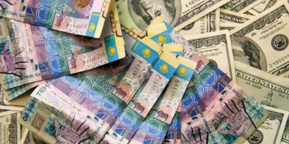 
                    В Казахстане резко упал курс доллара
                
