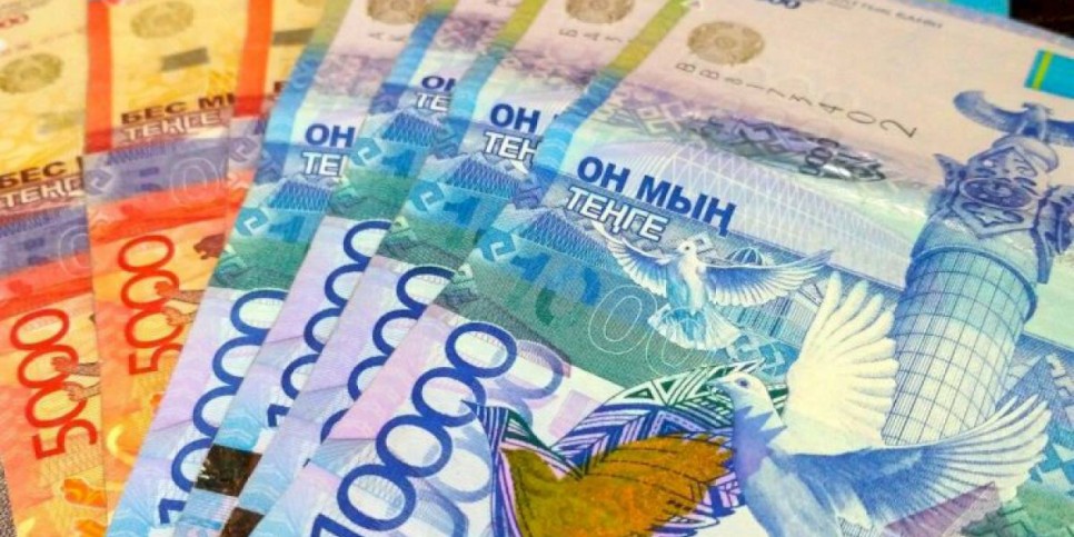 
                    Казахстанцы стали больше доверять тенге
                