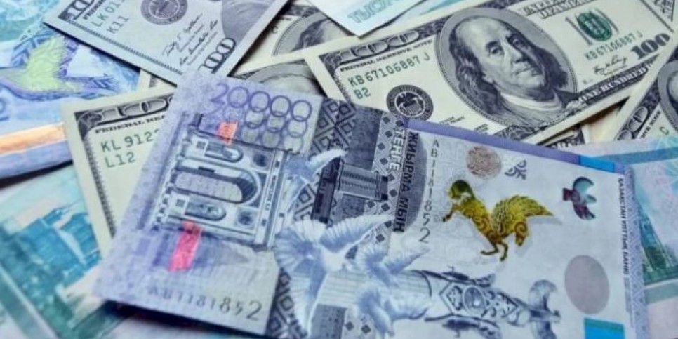 
                    Доллар снова подорожал: что происходит с обменным курсом тенге в Казахстане
                