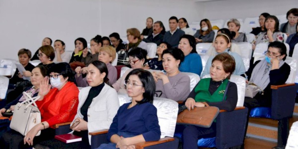 
                    Неделя Зимней школы для преподавателей открылась в КазНПУ имени Абая
                