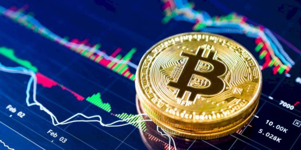 
                    От взлета к падению – что происходит с Bitcoin
                