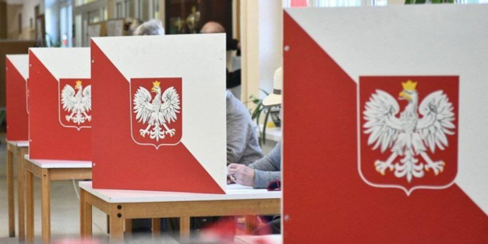 
                    В Польше начались выборы в парламент
                